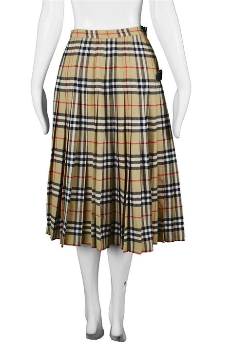 tartan skirt burberry print|what is Burberry nova check.